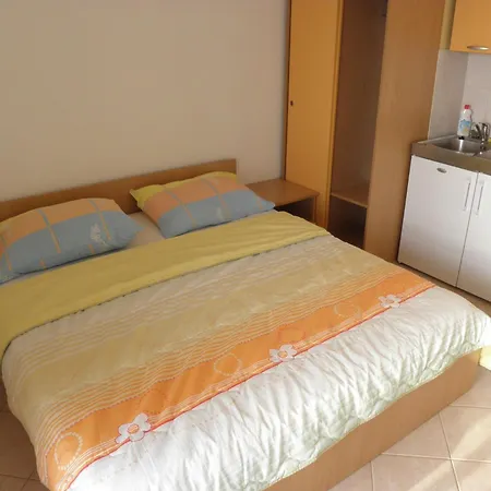 Apartments Tasa Lukovo Sugarje Exterior photo